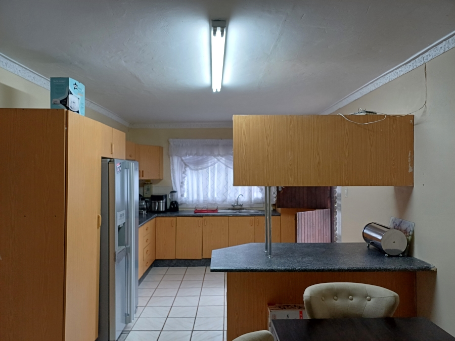 To Let 3 Bedroom Property for Rent in Sunnyridge Eastern Cape